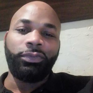 Meet your Posher, Deandre